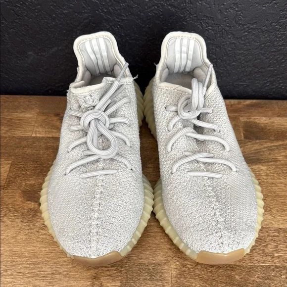 Adidas Men’s Yeezy Boost Size 6 - Picture 2 of 12